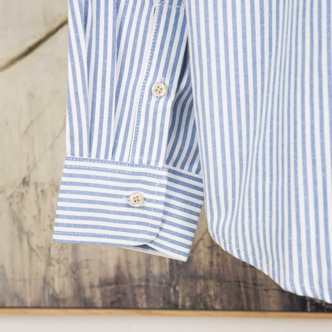 P250 zp version [Exclusive supply] Ralph Lauren/Ralph Lauren classic colorful small label striped casual shirt 1️⃣Made of high-quality classic striped fabric, the upper body is soft and comfortable, extremely delicate, has a solid, smooth and soft hand feel, and the fabric does not wrinkle, and the hand feel is invincible. The details are handled perfectly! 2️⃣Adopting the washing process, the workmanship details are perfectly controlled. They are all hemmed with vest technology, and the insides of the sleeves are also used. Different from the four-needle and five-thread workmanship, the collars are also all designed with interlining, showing high-end fashion and individuality, and the style is fashionable, simple and elegant! 3️⃣It is very youthful and energetic, and can be easily worn by both men and women. It is very in line with the fashion aesthetic concepts of today's young people!  Color: Striped Blue Size: S M L XL Number: SG10488